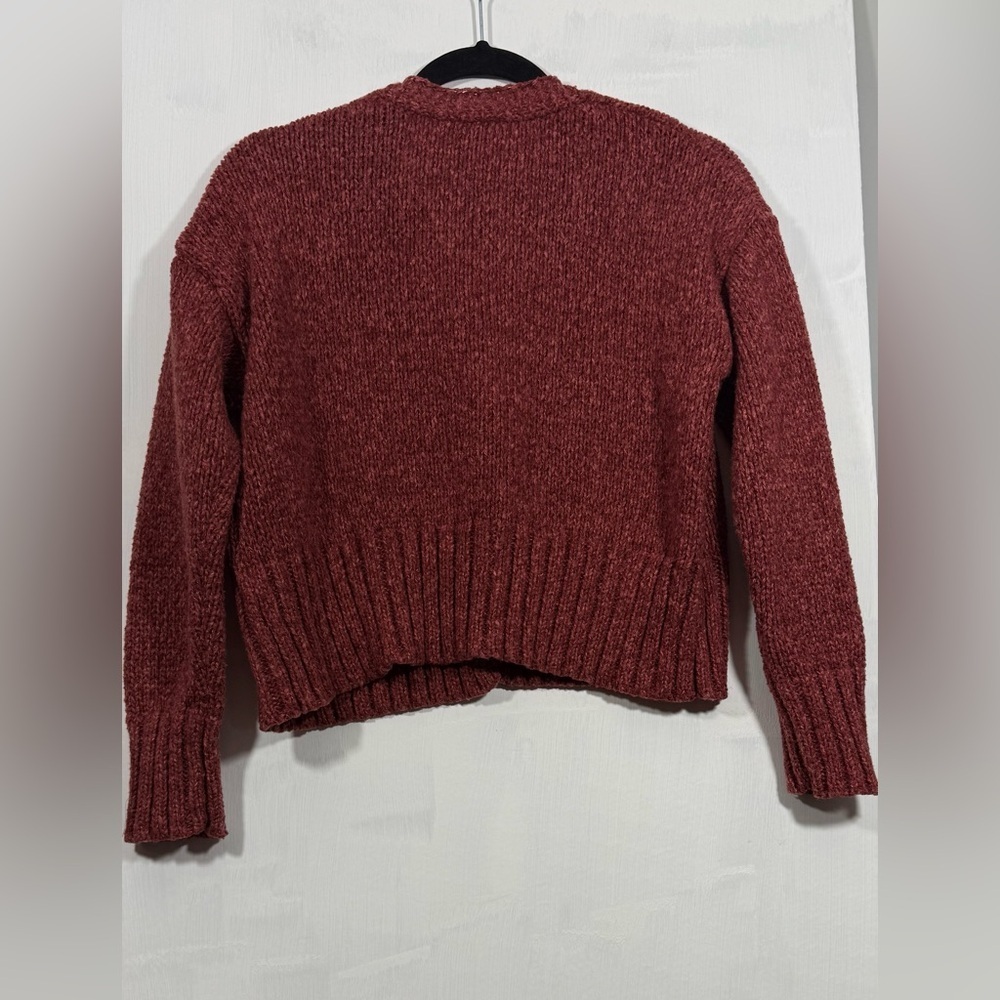 Elegant Maroon Women's Cardigan - Picture 3 of 10